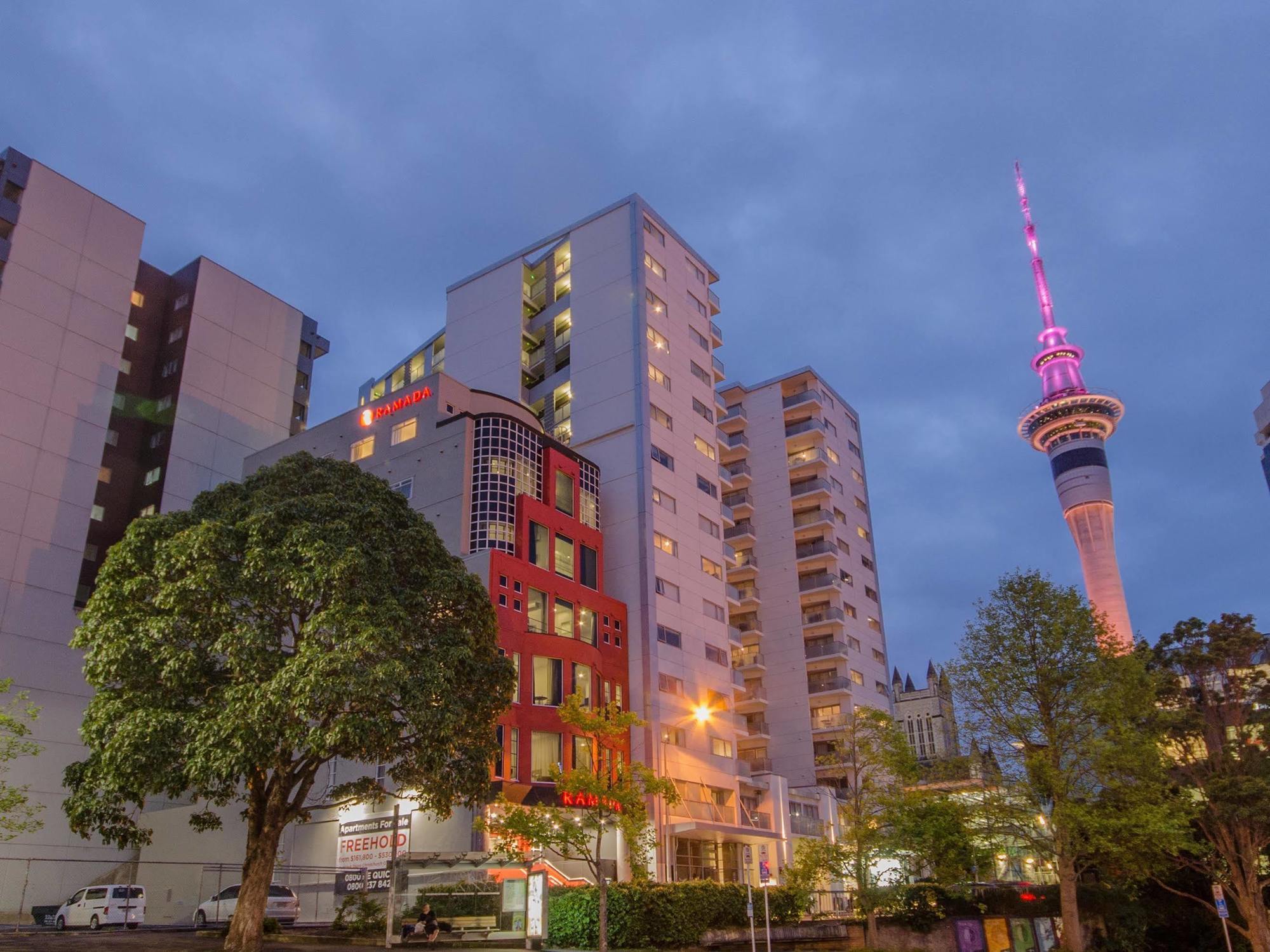 Ramada Suites By Wyndham Auckland - Federal Street Экстерьер фото