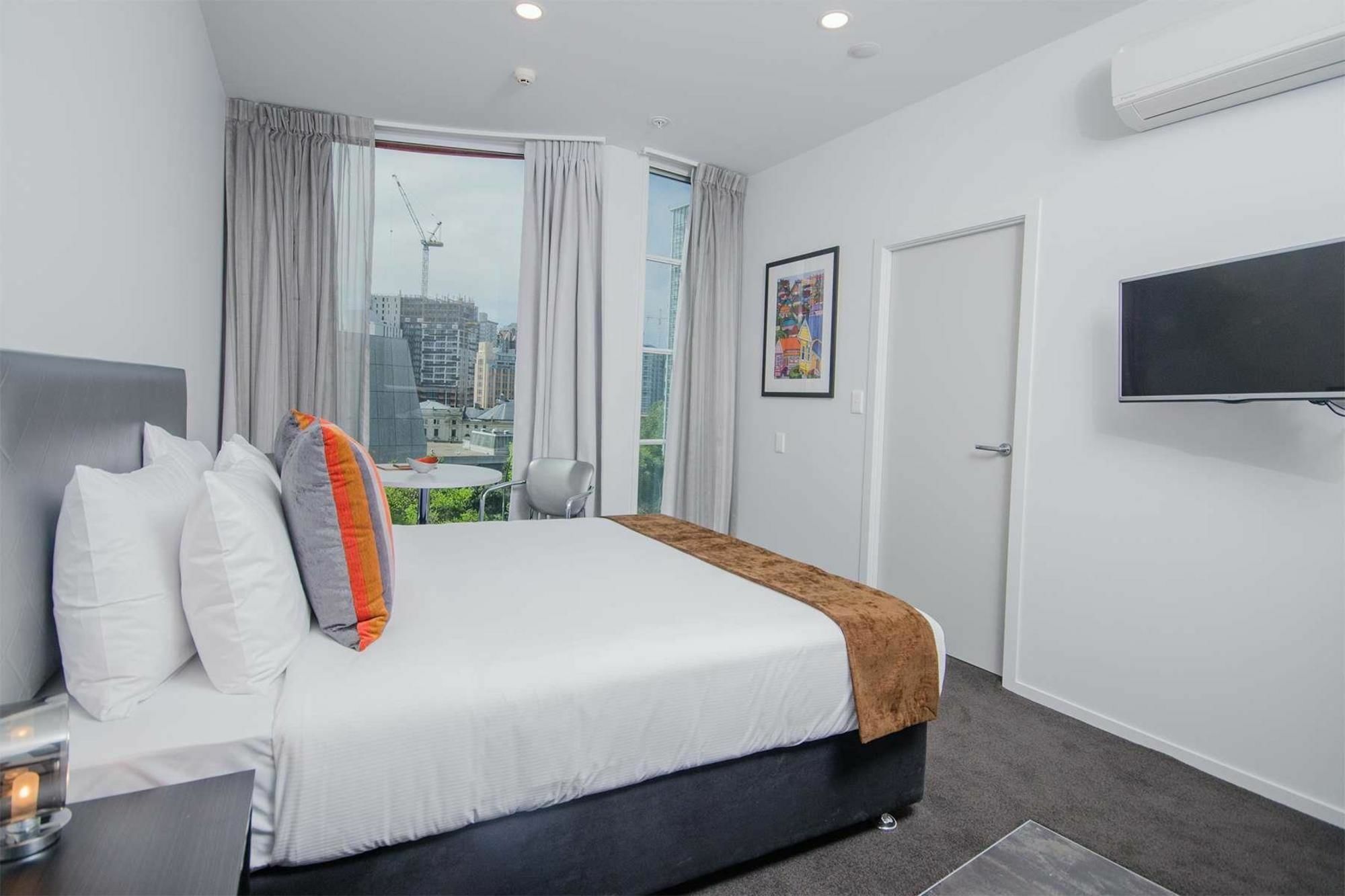 Ramada Suites By Wyndham Auckland - Federal Street Экстерьер фото